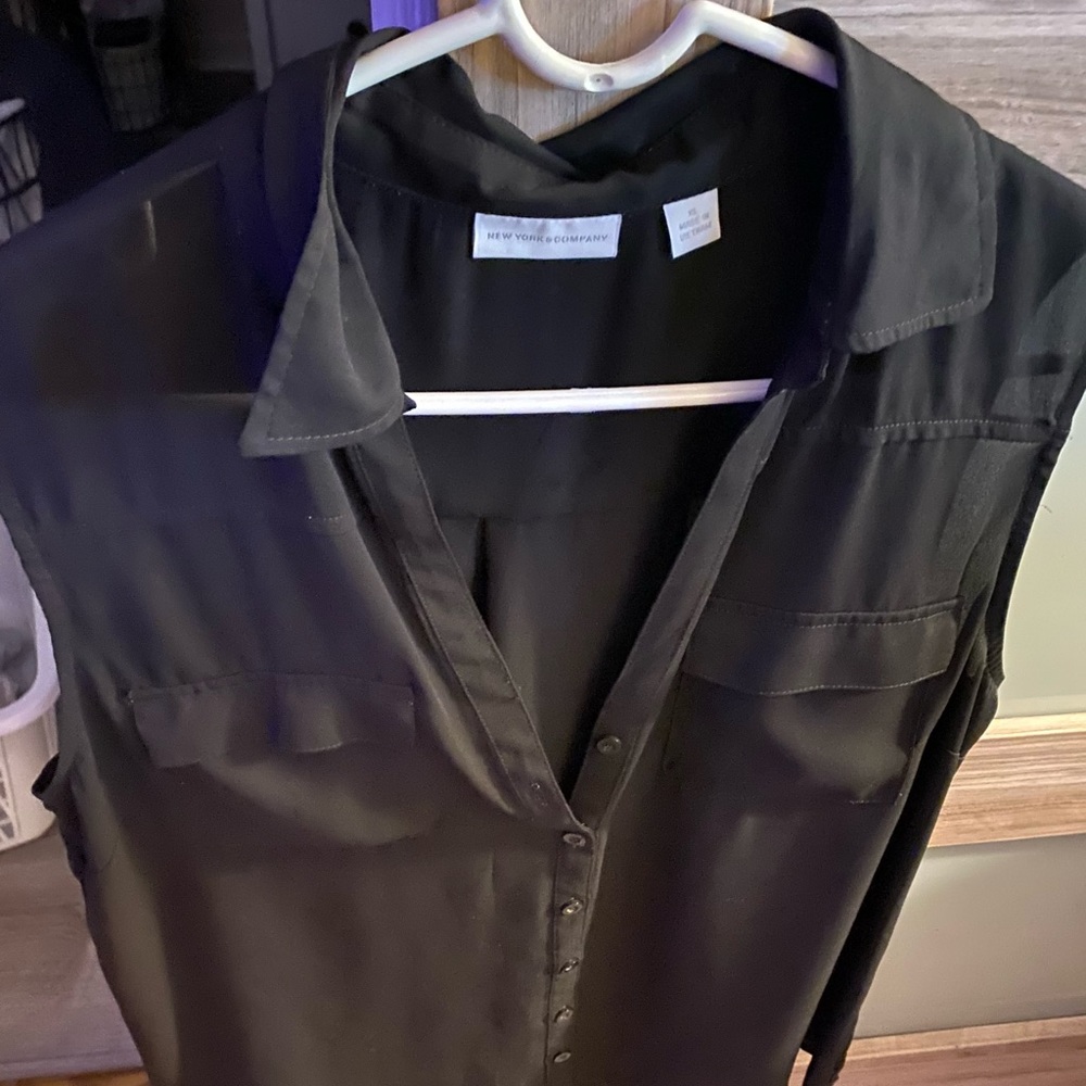 New York & Company Black Sleeveless Blouse